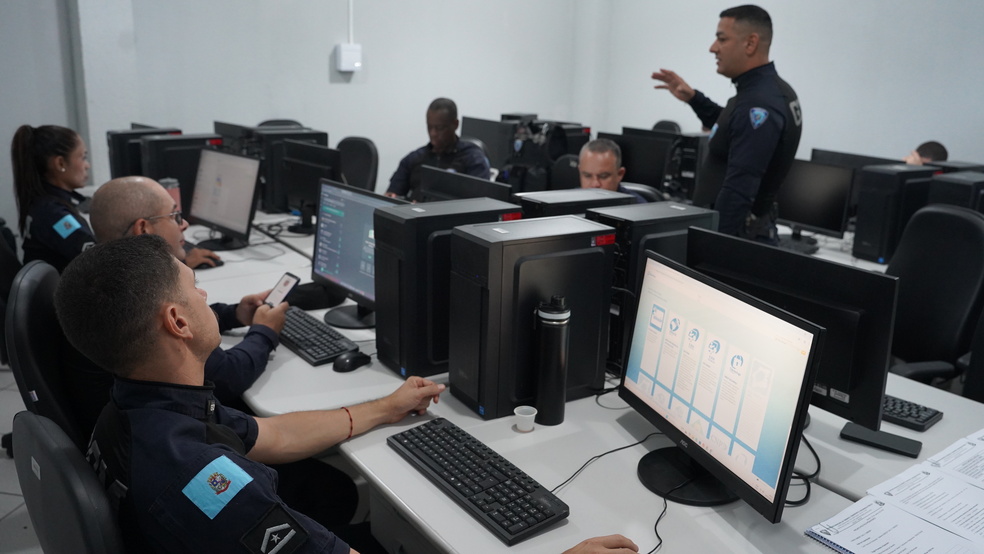 Guarda Civil Municipal de Sarandi recebe capacitação técnica para uso de sistema nacional do Ministério da Justiça